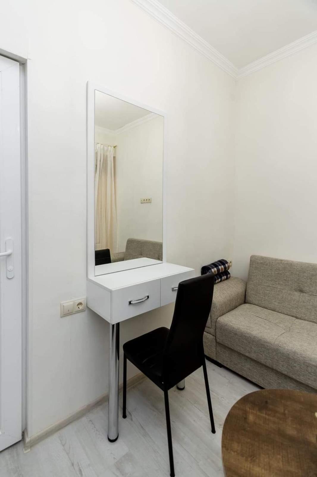 Nina'S Apartaments Тбилиси Экстерьер фото