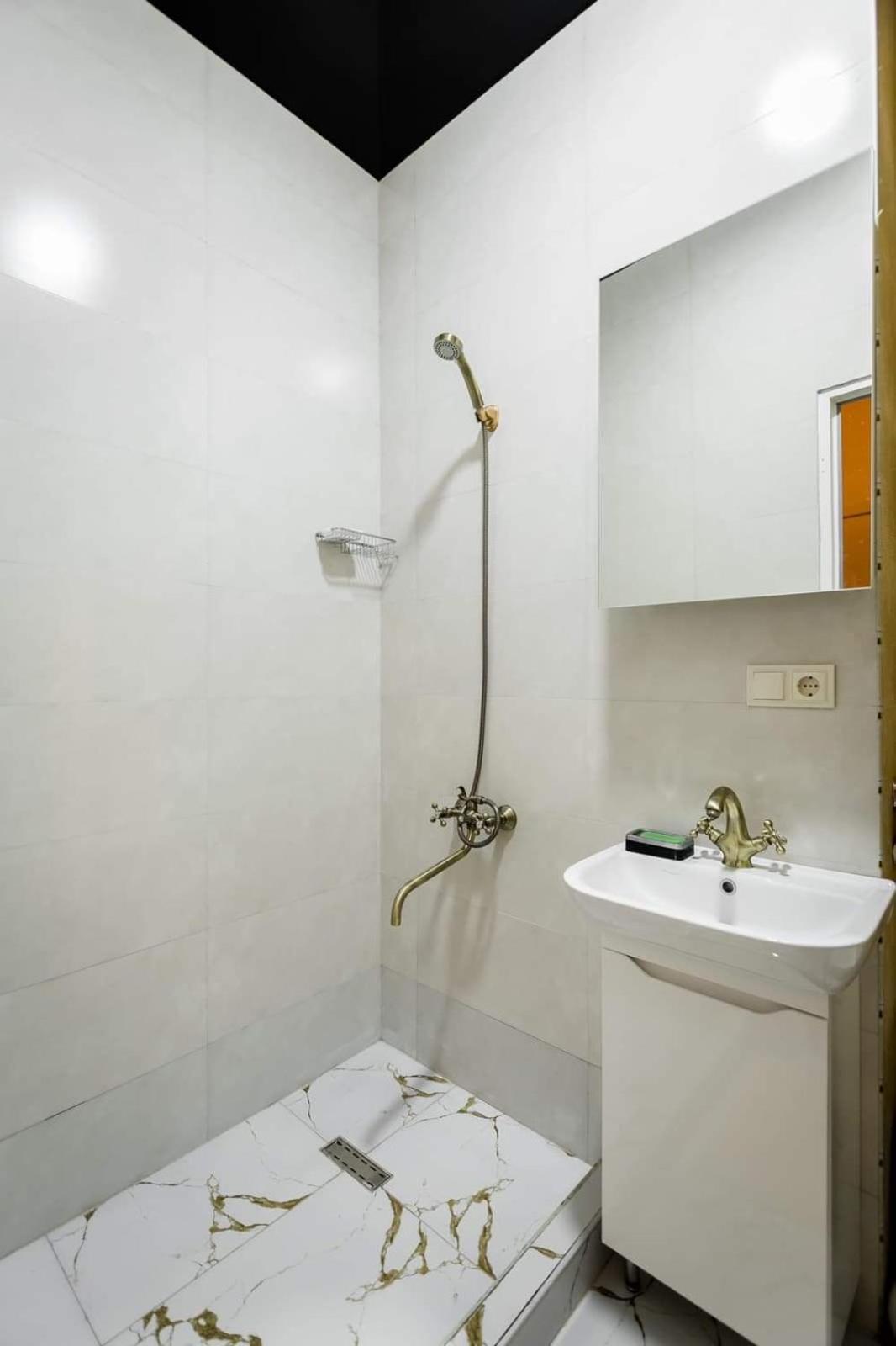 Nina'S Apartaments Тбилиси Экстерьер фото